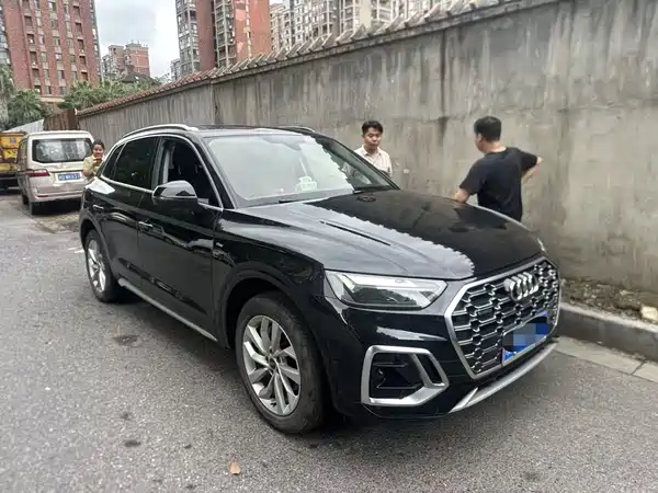 Audi Q5L 2022