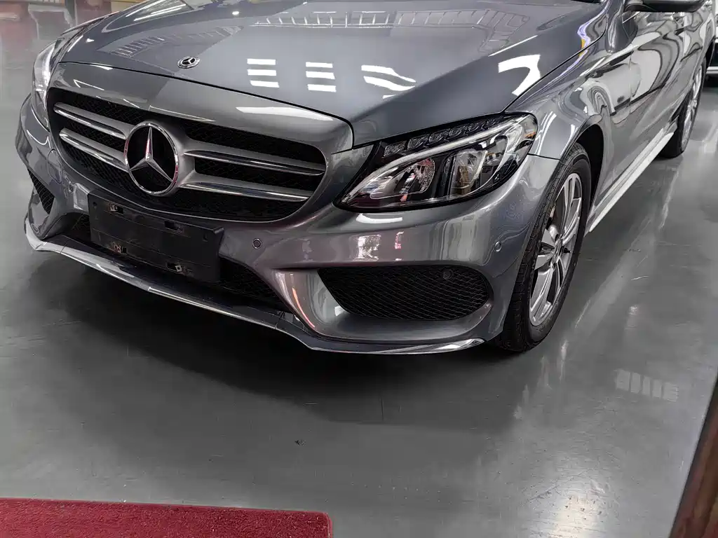 Mercedes-Benz C-Class 2018