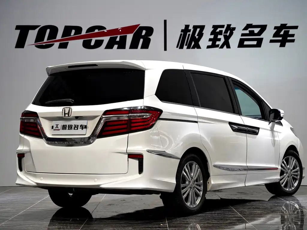 Honda Elysion 2018 — фото 5