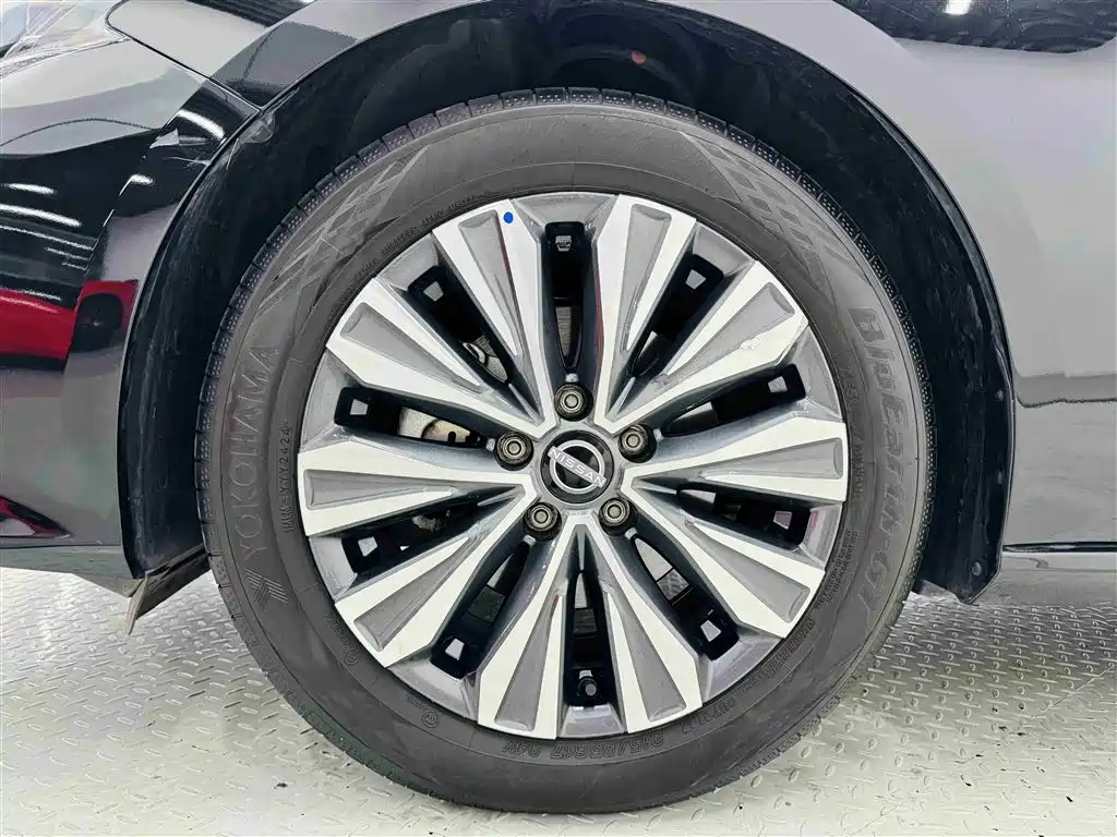 Nissan Teana 2024 — фото 10