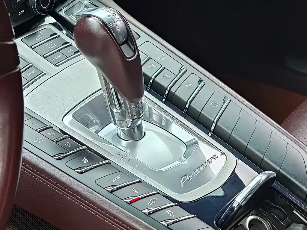 Porsche Panamera 2014 — фото 15