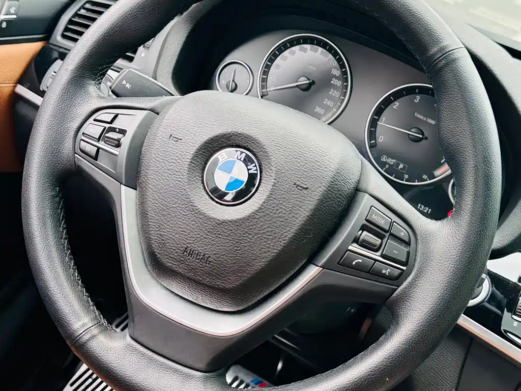 BMW X3 2015 — фото 14