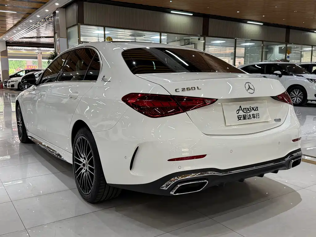 Mercedes-Benz C-Class 2022 — фото 7