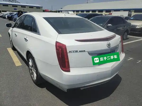 Cadillac XTS 2015