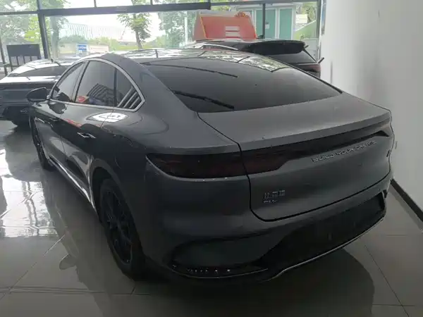 BYD Han 2024