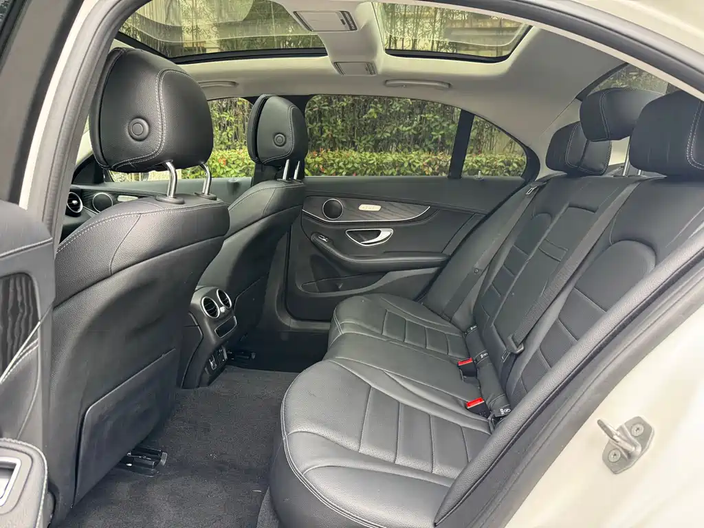 Mercedes-Benz C-Class 2020 — фото 16