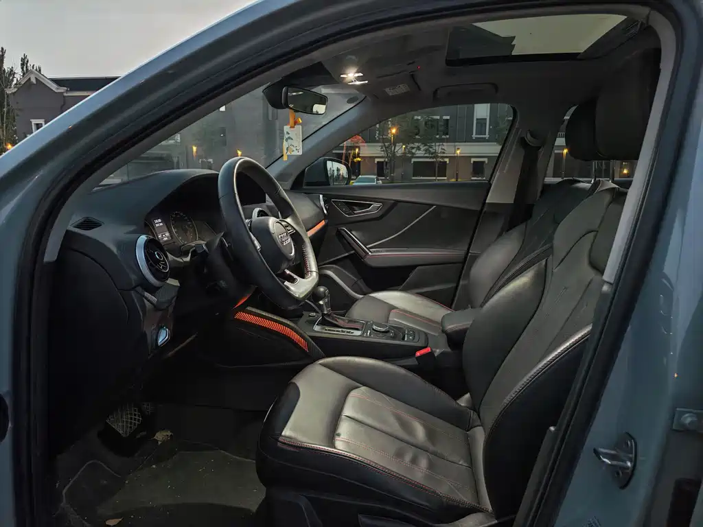 Audi Q2L 2022