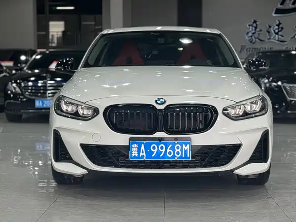 BMW 1 Series 2023