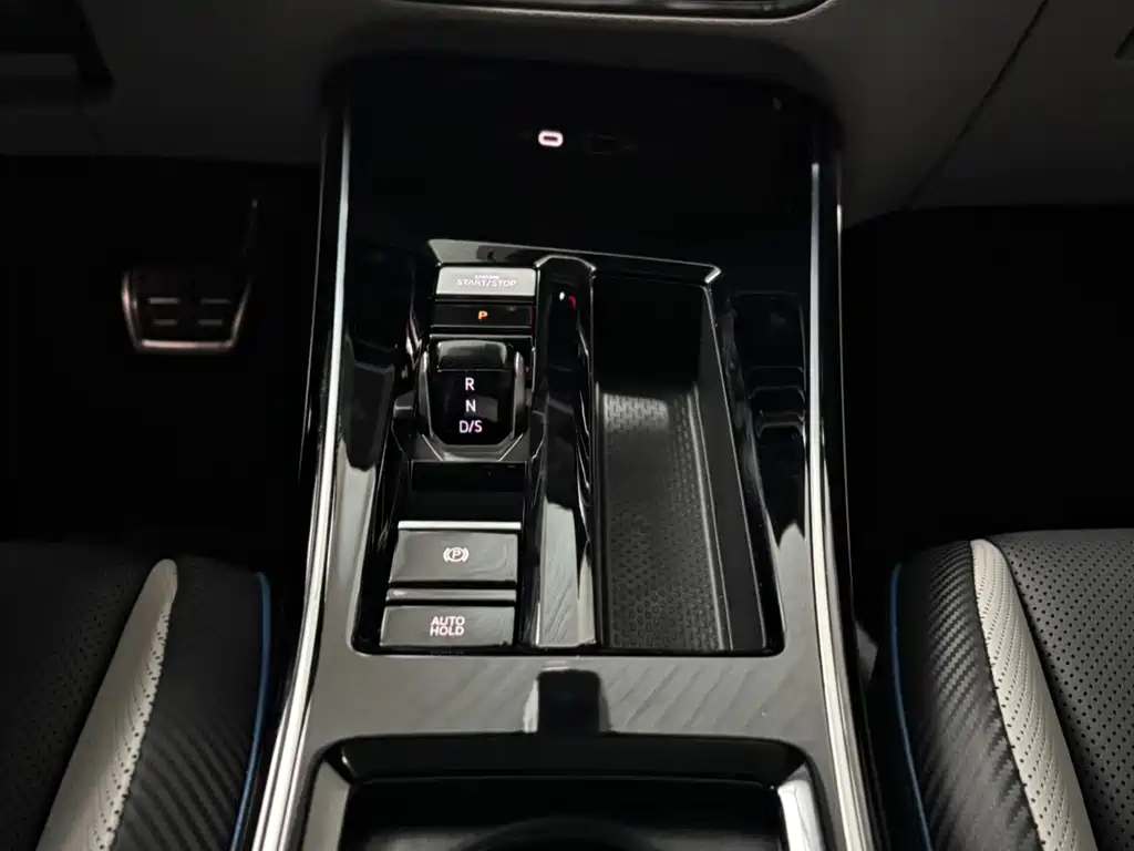 Volkswagen Lamando 2022 — фото 17
