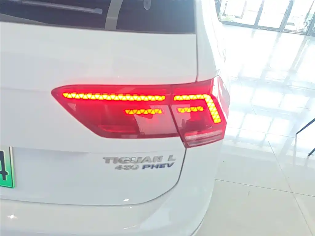 Volkswagen Tiguan L PHEV 2020 — фото 8