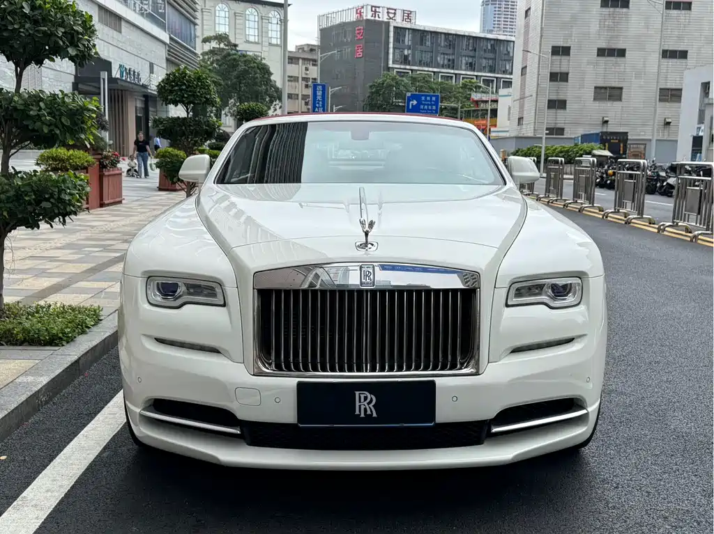 Rolls-Royce Dawn 2018 — фото 2