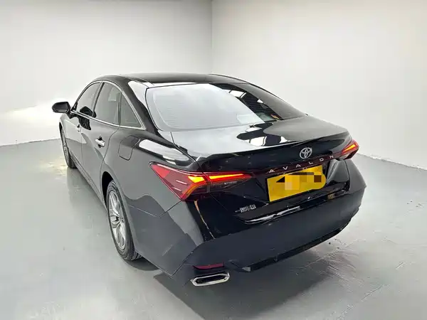 Toyota Avalon 2022