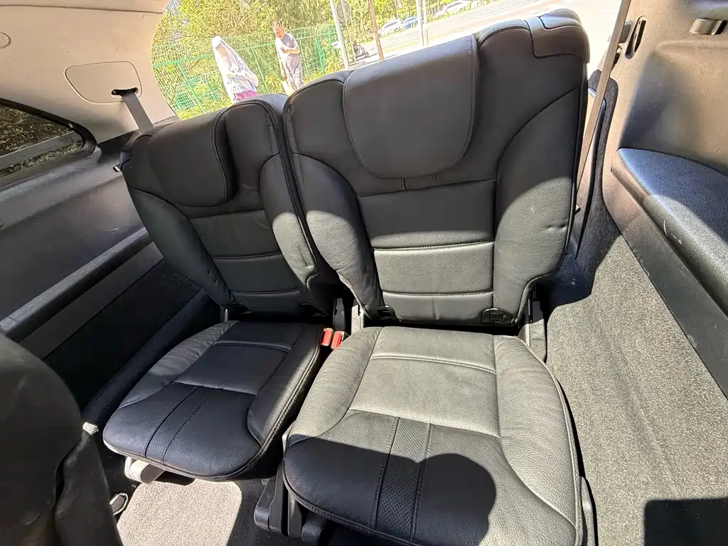 Mercedes-Benz R-Class 2017 — фото 16