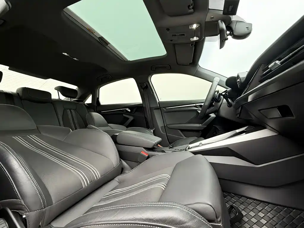 Audi A3 2022 — фото 10