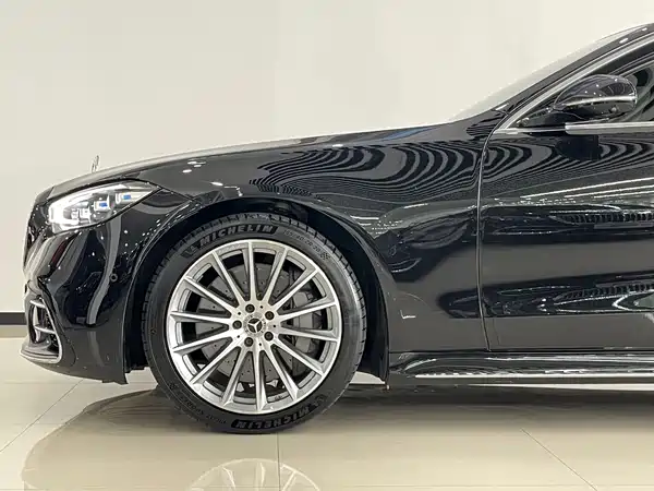 Mercedes-Benz S-Class 2022