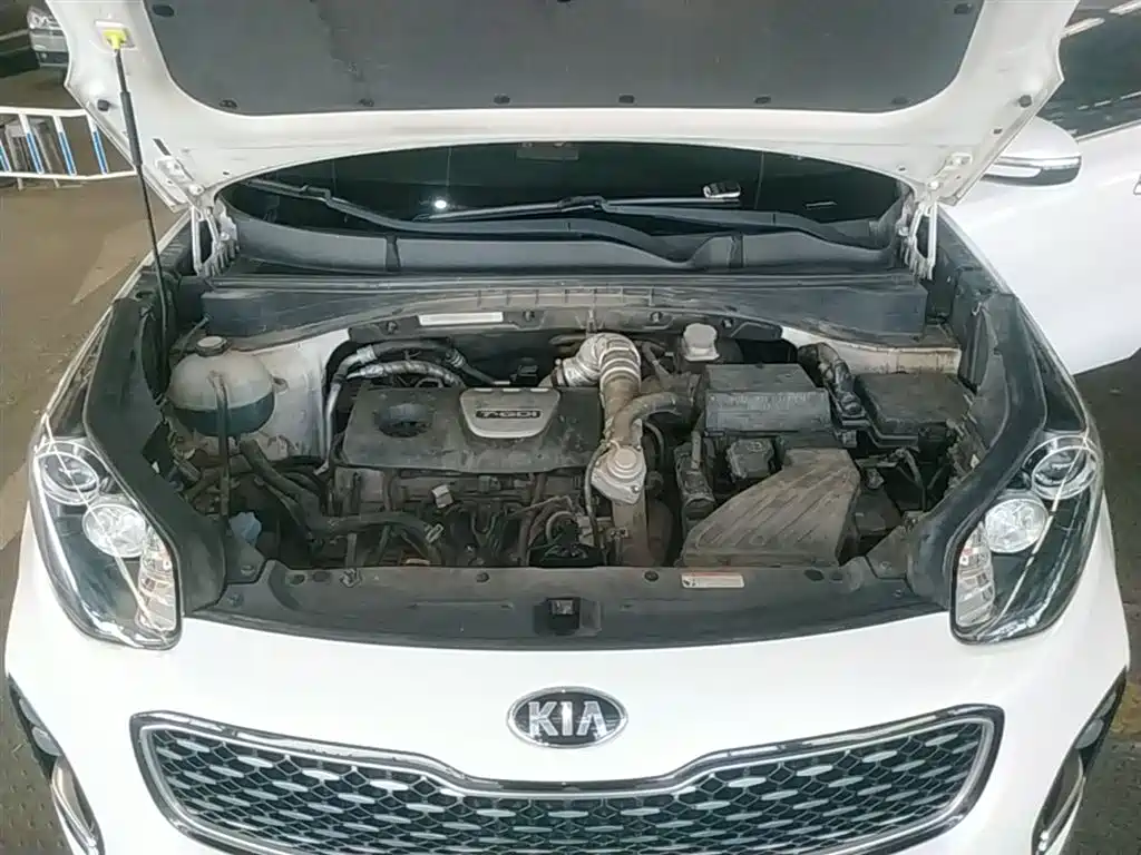 Kia KX5 2017 — фото 20