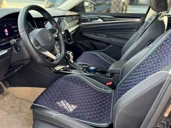 Volkswagen Passat 2022