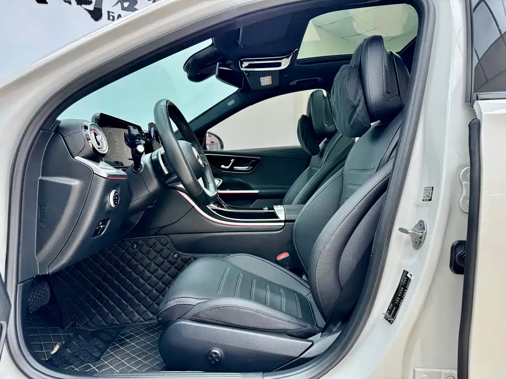 Mercedes-Benz C-Class 2023