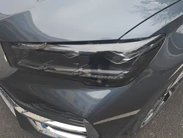 Geely Xingyue L 2024