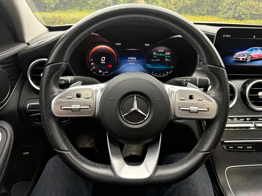 Mercedes-Benz C-Class 2021 — фото 15