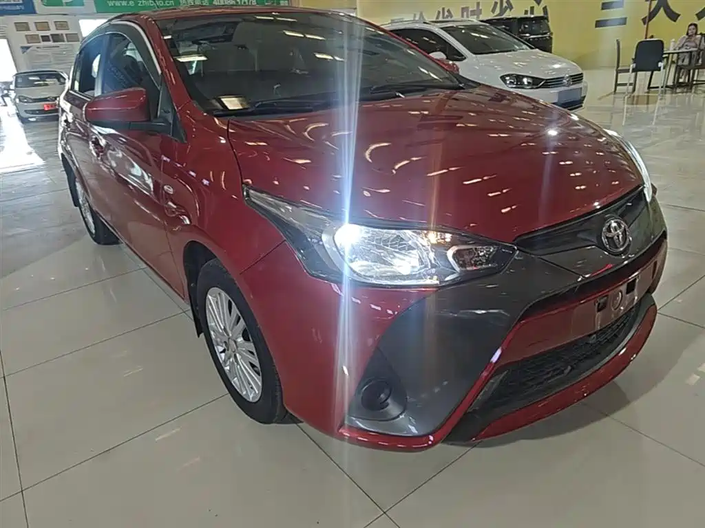 Toyota Yaris L 2018 — фото 4