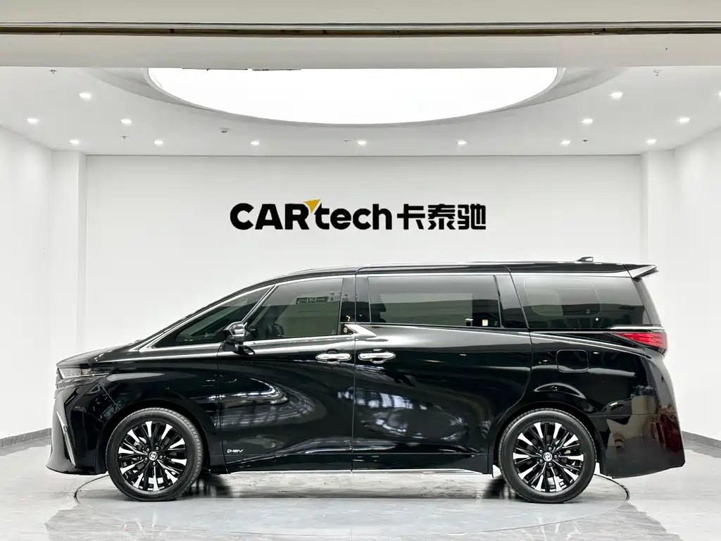 Toyota Alphard 2024 — фото 5