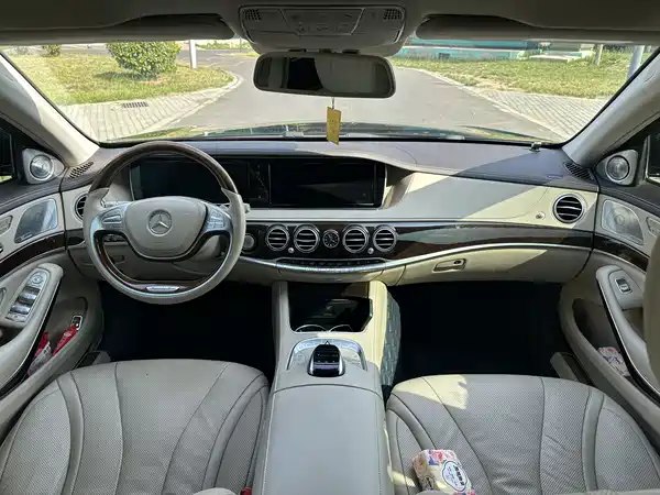 Mercedes-Benz Maybach S-Class 2015
