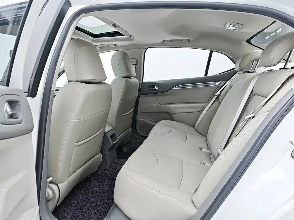 Citroen C4L 2014 — фото 14