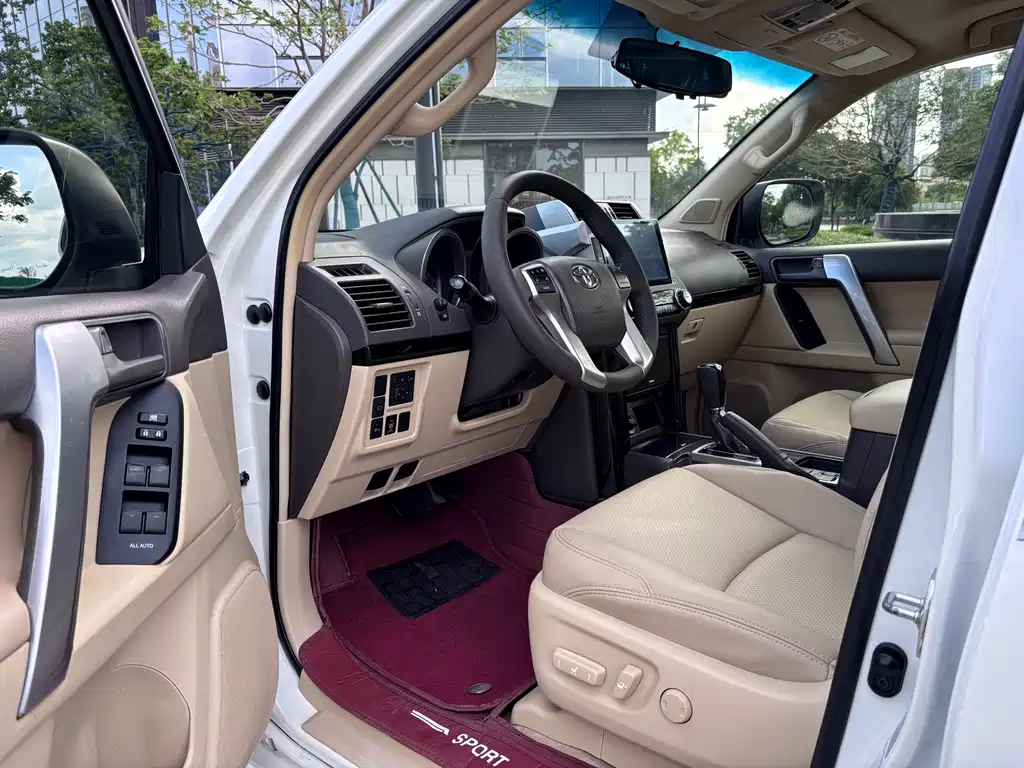 Toyota Prado 2016 — фото 7