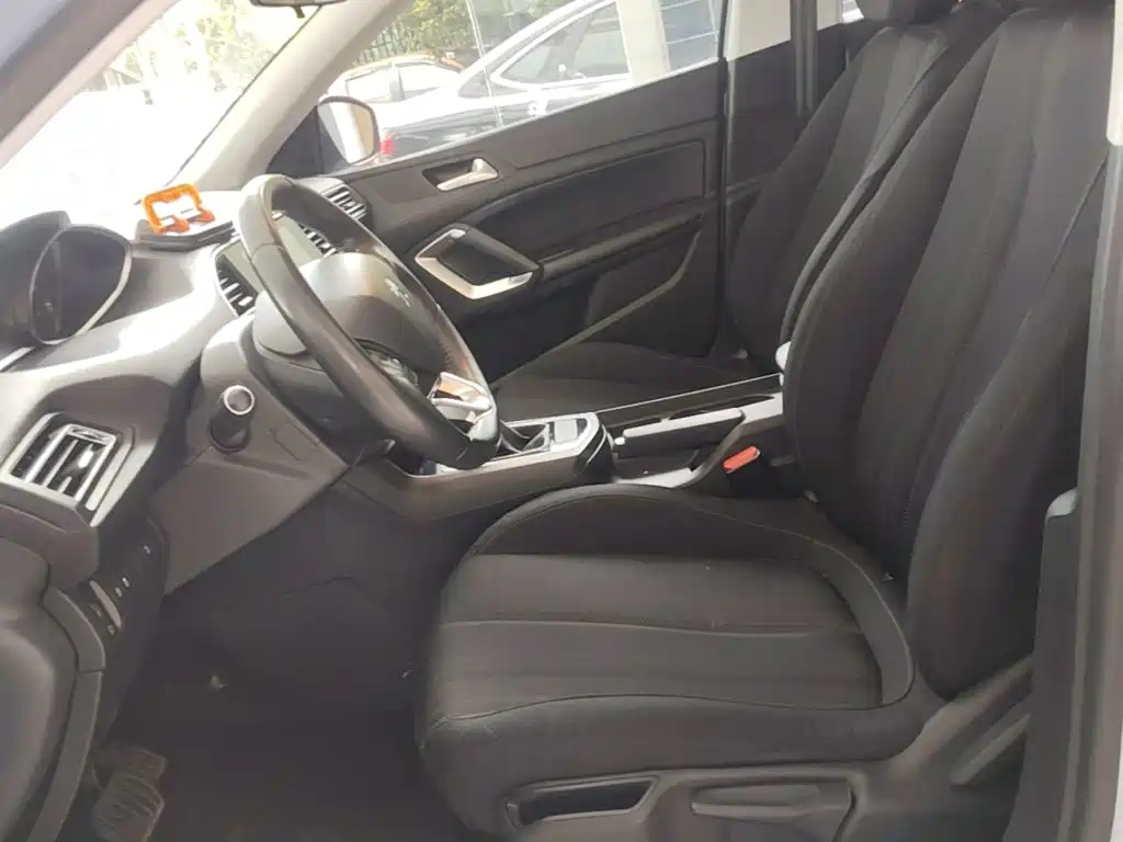 Peugeot 308S 2015 — фото 15