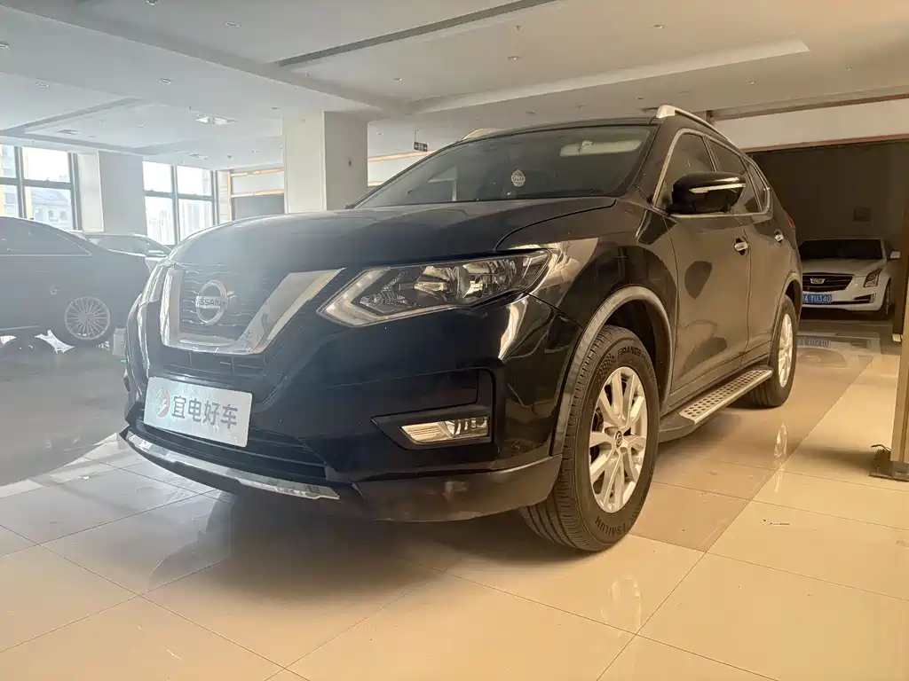 Nissan X-Trail 2019 — фото 1