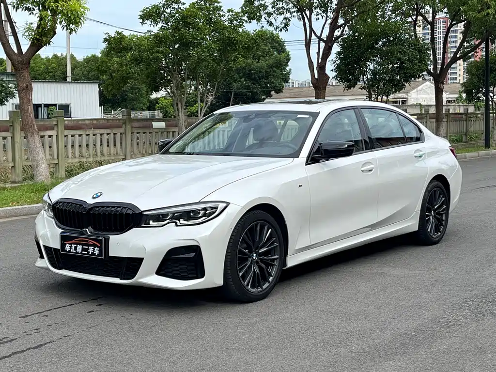 BMW 3 Series 2021
