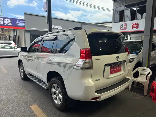 Toyota Prado 2010