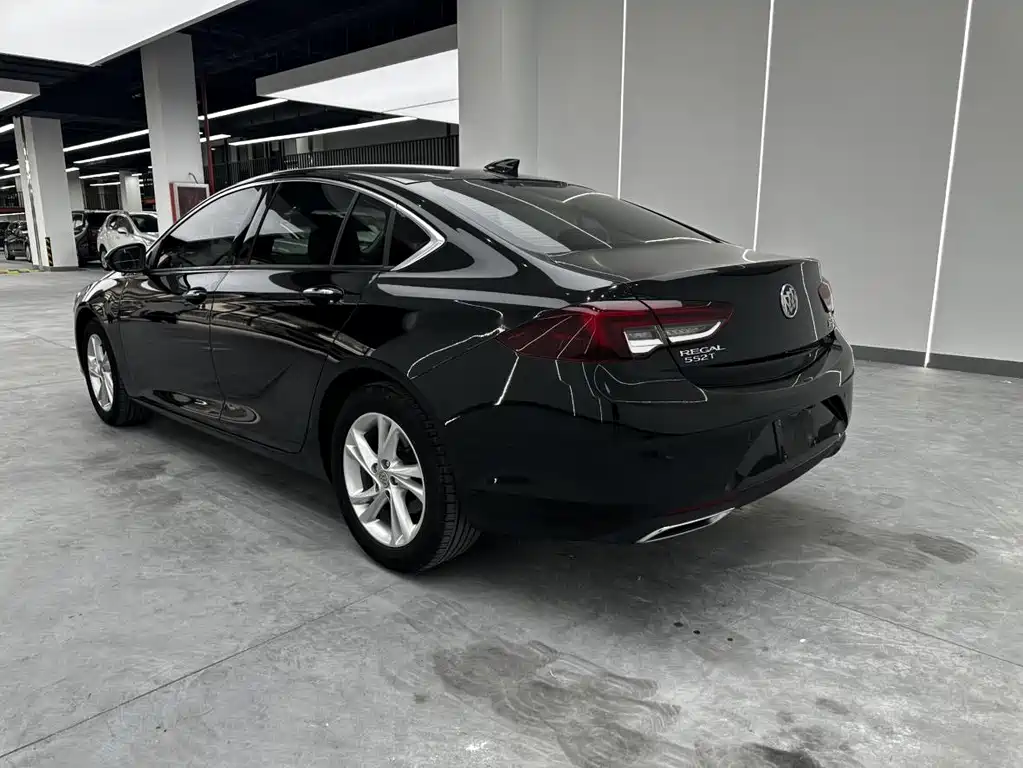 Buick Regal 2023 — фото 14
