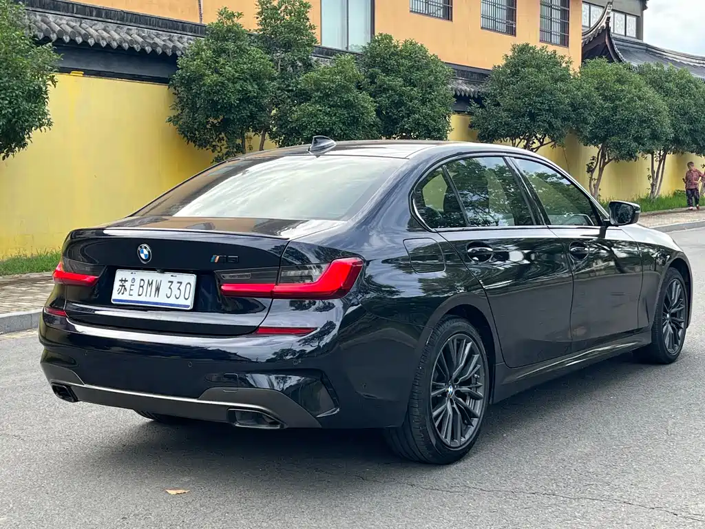 BMW 3 Series 2021