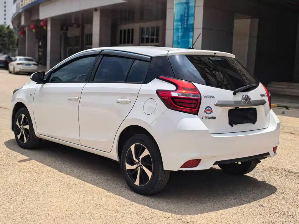 Toyota Yaris L 2019