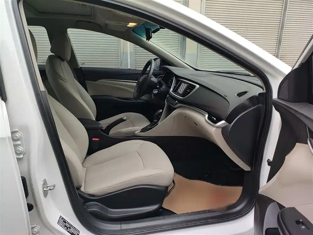 Buick Excelle 2020 — фото 18