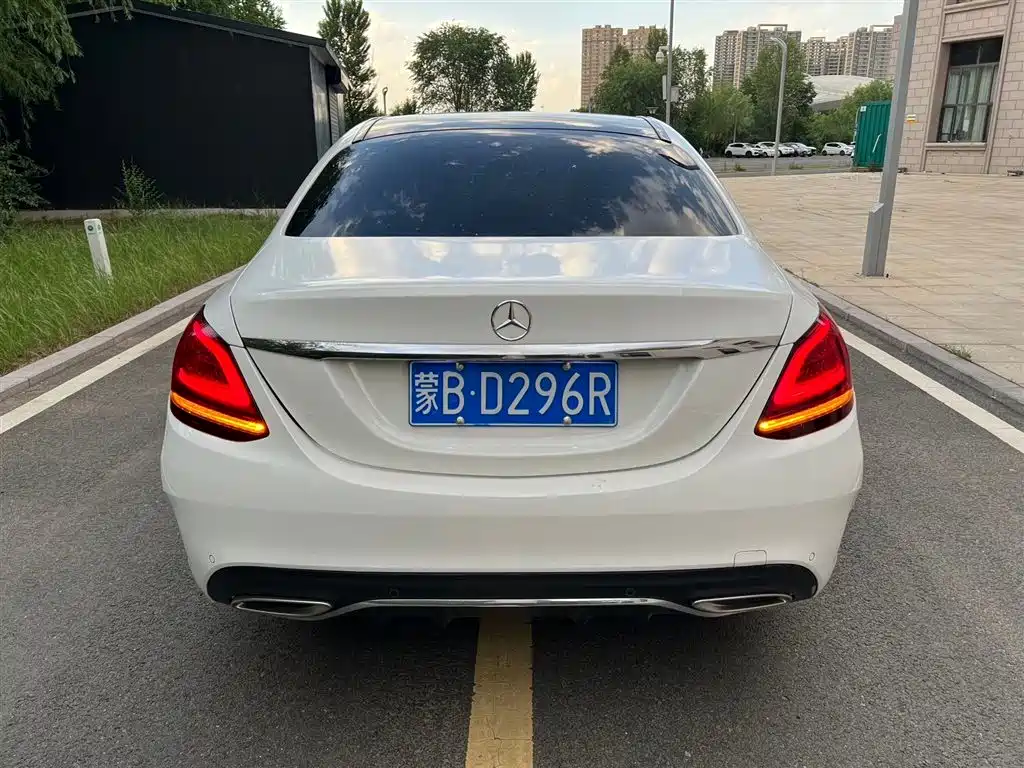 Mercedes-Benz C-Class 2020