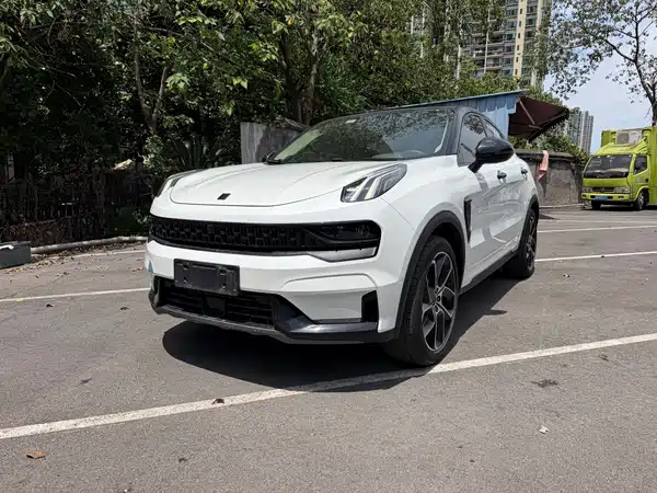 Lynk & Co 05 2022