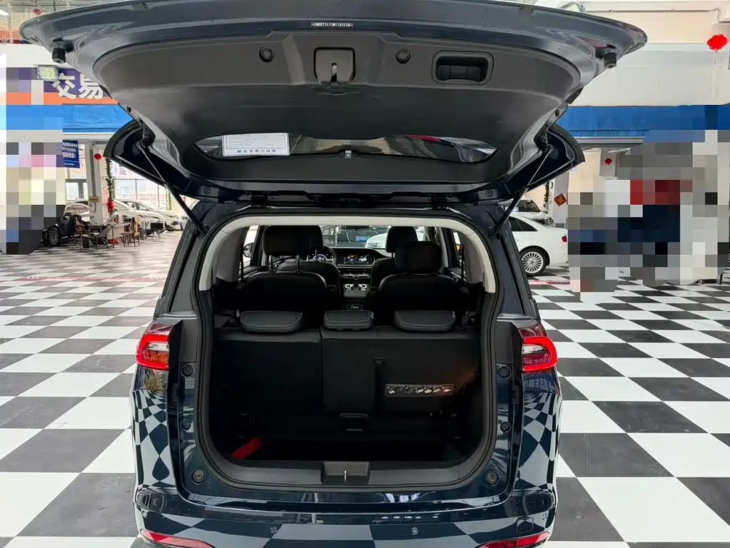 GAC Motor Trumpchi M6 2022 — фото 11