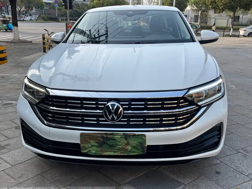 Volkswagen Sagitar 2023