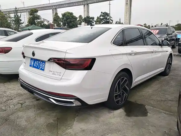 Volkswagen Sagitar 2023