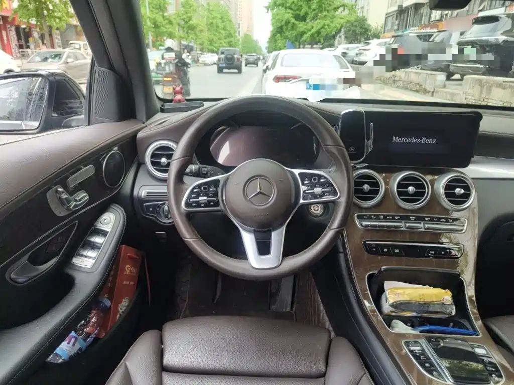 Mercedes-Benz GLC 2023 — фото 3