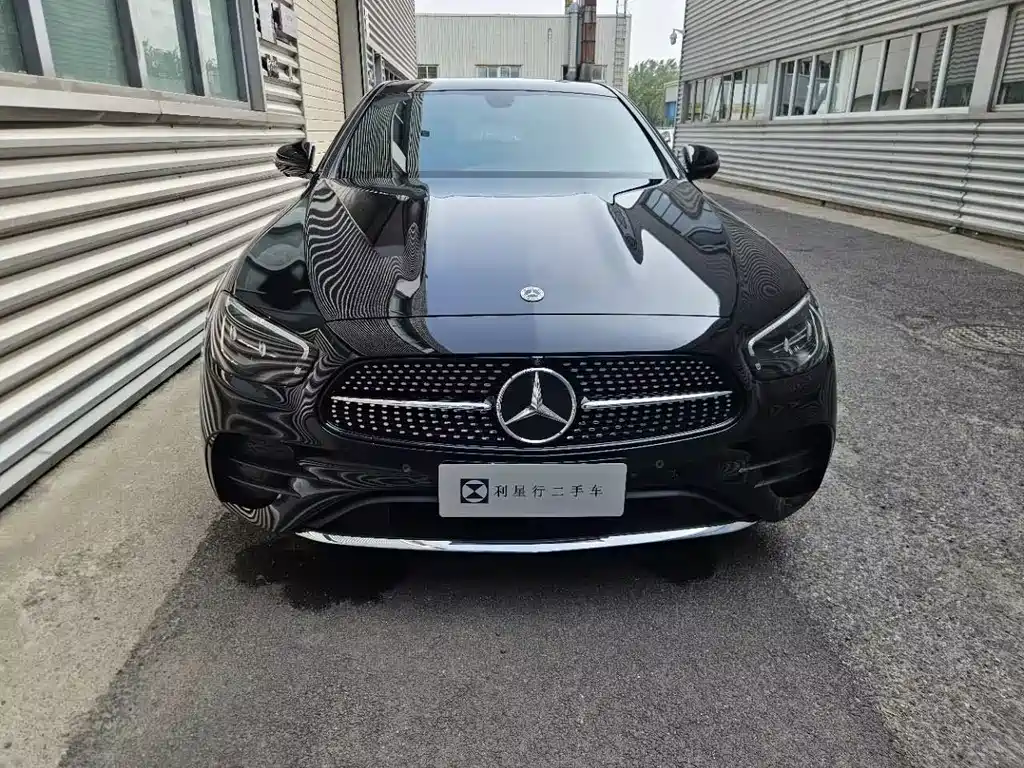 Mercedes-Benz E-Class 2023 — фото 2