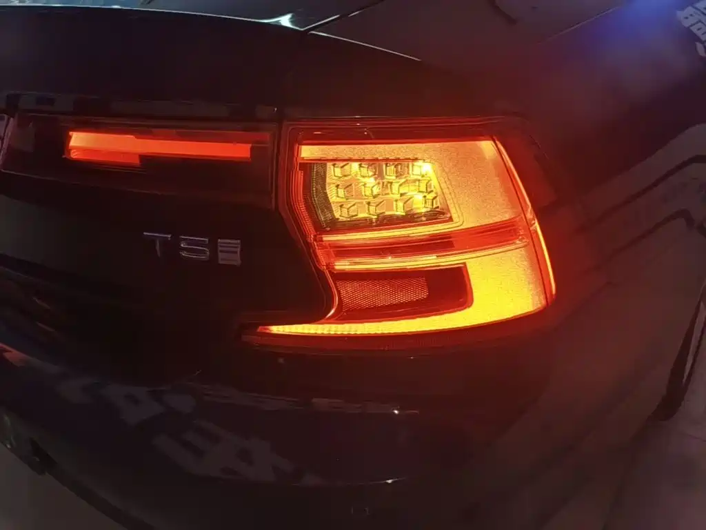 Volvo S90 2018 — фото 8
