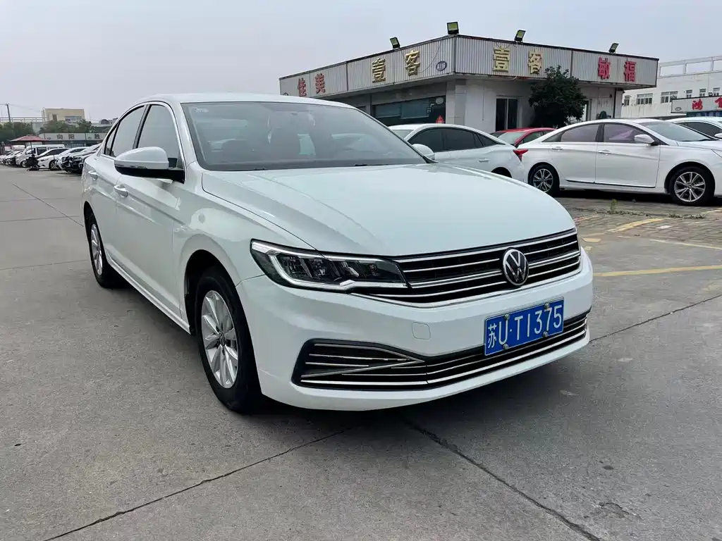 Volkswagen Bora 2021
