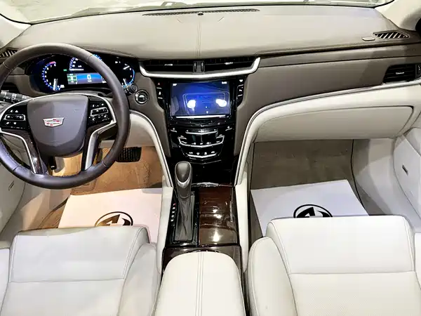 Cadillac XTS 2016