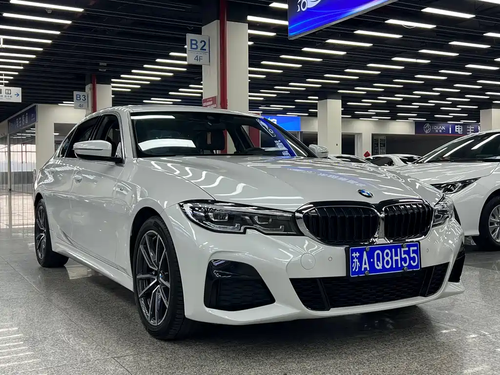BMW 3 Series 2022