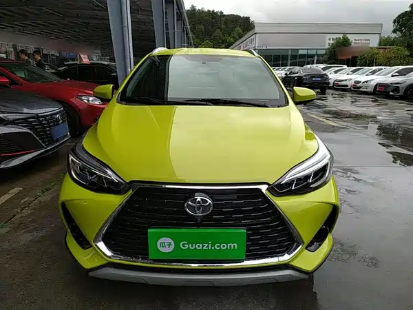 Toyota Yaris L 2022