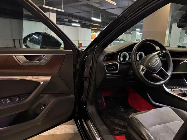Audi A6L 2023